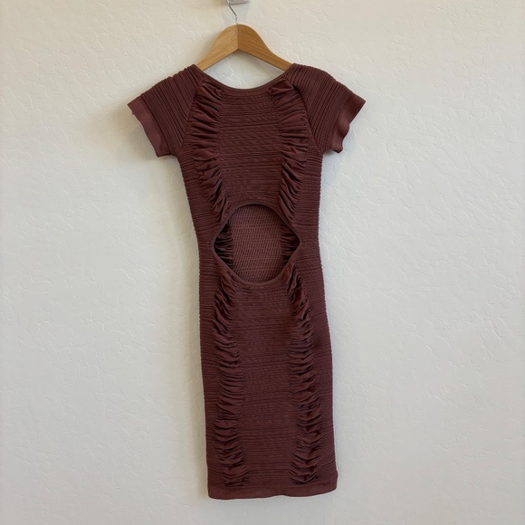 Aura Brown Body Con Short Sleeve Ruched Cut Out Dress Size XS/S - Picture 5 of 7
